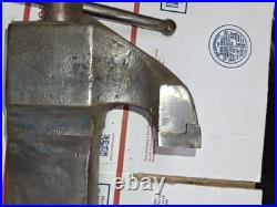 4 Vise Capital D Within circle With Swivel Bass Very Nice 51-lb smooth jaw