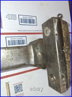 4 Vise Capital D Within circle With Swivel Bass Very Nice 51-lb smooth jaw