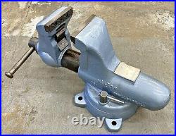 5 Wilton C2 Bullet Vise with Swivel Base & Pipe Jaws Schiller Park, IL Bench Vice