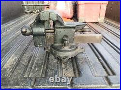 Antique Athol Machine & Foundry Co. Bench Vise With Swivel Jaw & Base Starrett