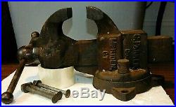 Antique C. PARKER Co. BENCH VISE no. 21x with Swivel Base, 3-1/4 Jaws, Vintage