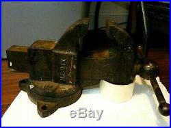 Antique C. PARKER Co. BENCH VISE no. 21x with Swivel Base, 3-1/4 Jaws, Vintage