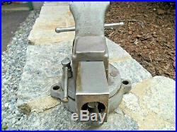 Armstrong Swivel Base Bench Vise, 3-1/2 Jaws, Seldom Seen, USA
