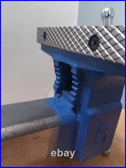 Bench Vise 6 Jaws HD with Anvil Swivel Base NEW Open Box