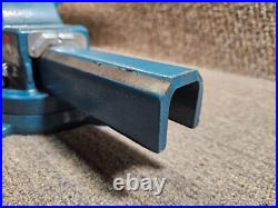 Bessey Heavy Duty Industrial Bench Vise With Swivel Base PICTURED ITEM ONLY