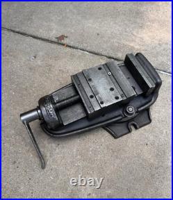 Bridgeport Milling Machine Vice withSwivel Base, Vintage Usa Handle Incomplete