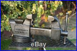 COLUMBIAN 4'' JAW BENCH VISE WithSWIVEL BASE & PIPE GRIPS, CLEVELAND, OH. 27 LBS VICE