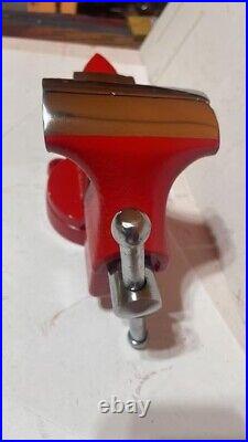 COLUMBIAN No. 63 1/2 Red Arrow Bench Vise 3 1/2 Jaw Old Tools 63-3 Swivel Base