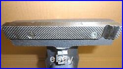 CRAFTSMAN 51871 Swivel Bench Vise 5-1/2 Wide Jaws (EXCELLENT CONDITION)
