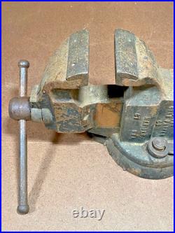 Chas. Parker, Meriden, CT Bench Vise. Swivel Base, 3 1.2 Jaws