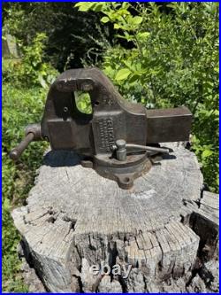 Classic Vintage Ridgid 35CPN Bench Vise. Swivel Base. Good Working Condition