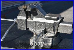 Columbian Heavy Duty D6 6 ½ Jaws Anvil Swivel Base Bench Vise Made U. S. A