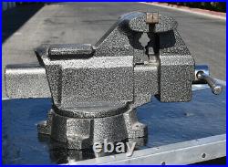 Columbian Heavy Duty D6 6 ½ Jaws Anvil Swivel Base Bench Vise Made U. S. A