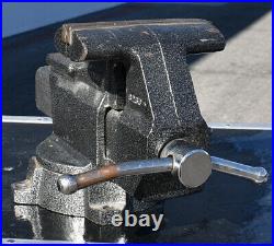 Columbian Heavy Duty D6 6 ½ Jaws Anvil Swivel Base Bench Vise Made U. S. A