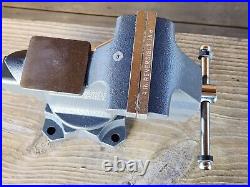 Craftsman 9-51854 Bench Vise 4 Jaws Swivel Base Pipe Jaws 51854 New Open Box