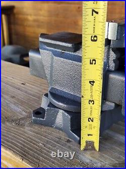 Craftsman 9-51854 Bench Vise 4 Jaws Swivel Base Pipe Jaws 51854 New Open Box