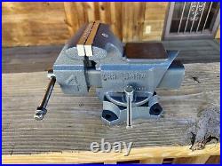 Craftsman 9-51854 Bench Vise 4 Jaws Swivel Base Pipe Jaws 51854 New Open Box
