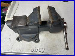 Craftsman USA Bench Vise No. 51861 with Swivel Base & 3-1/2 Jaws