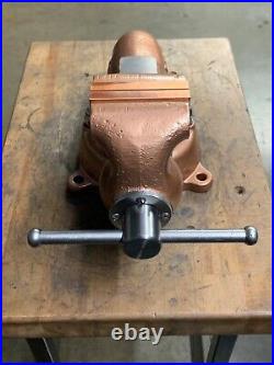 Early 1940's Wilton 3 Fishhook Bullet Vise withSwivel Base, Vintage USA