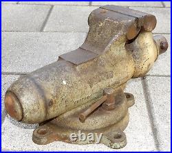 Early 1946 DATED Vintage WILTON Chicago SWIVEL Base BULLET VISE Machinist Tool