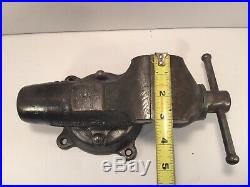 Early Wilton No. 3 3 Patent Pending CHICAGO Baby Bullet Swivel Base Vise! 3-945