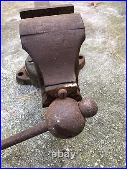 Fine Antique C. PARKER NO 249 BENCH VISE 4 Jaw swivel Base Semi-Steel Solid bar