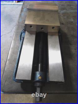 GIBRALTAR Machine Vise 6? Jaw Width Horizontal Swivel Base 428-72692