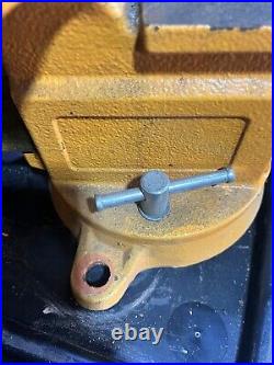 Jorgensen Heavy Duty Bench Vise, 6-Inch Jaw Width, 3x3 Anvil, Swivel Base, SS hdl
