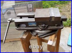 Kurt Anglock 6 Milling Vise With Swivel Base D675