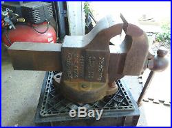 LARGE BENCH VISE CHAS. PARKER CO 85Lb #249X Solid Bar Swivel Base with Soft Jaws
