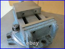 L. S. STARRETT No 1026 6 MILLING MACHINE VISE withSWIVEL BASE