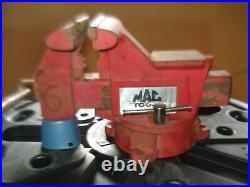 Mac Tools U. S. A. 45DA PROFESSIONAL Shop 6 Bench Vise Swivel Base & Pipe Jaws