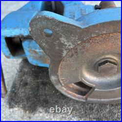 Milwaukee No. 38 Bench Vise 4.5 Jaws Coach Maker's Vise Swivel Base