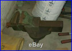 Morgan Milwaukee Large Industrial 6'' Bench Vice with Swivel Base