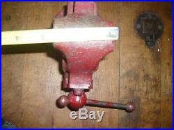 Parker 2 1/2 inch swivel base bench vise patented excellent condition