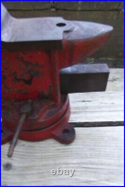 Rare Vintage Champion No. 4 Bench Vise with Anvil & Swivel Base 4 inch Wide Jaws