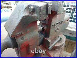 Record No. 75 bench vice forged steel casting / swivel base