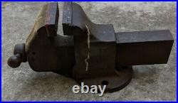 Reed Bench Vise, Model 105 5 Jaws, Stationary Non-Swivel Base, vintage 77 lbs