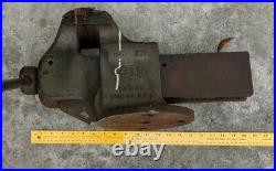Reed Bench Vise, Model 105 5 Jaws, Stationary Non-Swivel Base, vintage 77 lbs