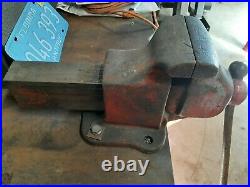 Reed Red 105 Vise, 6 Jaw Opening, 5 Wide Jaw, non-swivel base, good condition