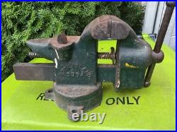 Rock Island 505a Vise USA 2.5 Jaws 15 Lbs swivel base Antique