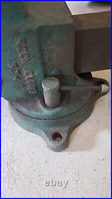 Rock Island 574 Bench Vise 4 1/2 Jaws Swivel Base Local Pick up 25430 Available