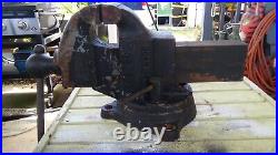 Rock Island 574 Bench Vise 4 1/2 Jaws Swivel Base Very Smooth Made in USA