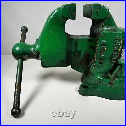 Rock Island Vise No 574 Swivel Base Machinist Bench Vise 4 1/2 Jaws Vtg