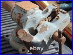 Rugged Antique 5 bench vise, Head rotation+Swivel base NEEDS CLEAN-UP & PAINT