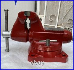 Snap On 5 Bench Vise With Swivel Base And Pipe Jaw Made In USA