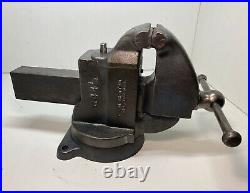 Starrett 644-1/2 Bench Vise, Swivel Base And Swivel Jaw, 4-1/2 Jaws, 80+ Lbs