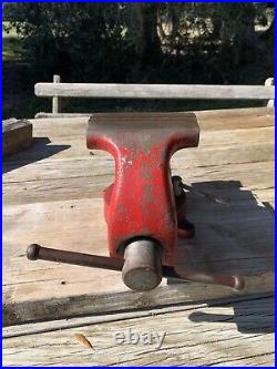 Starrett No 015, 5 Machinist Bench Vise with Swivel Base, Original Finish
