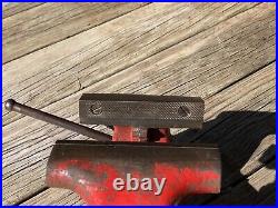 Starrett No 015, 5 Machinist Bench Vise with Swivel Base, Original Finish