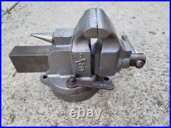 The Chas Parker Co. 2-1/2 Bench Vise With Swivel Base Vice